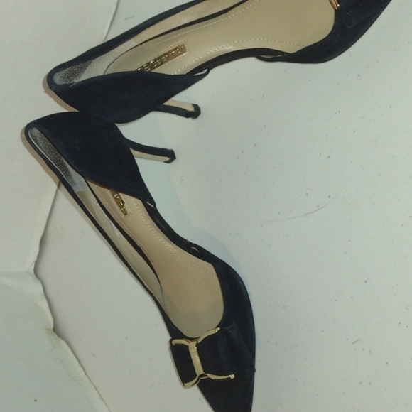 Classy black heel with bow and gold accents 6m bcbgeneration - Picture 5 of 11